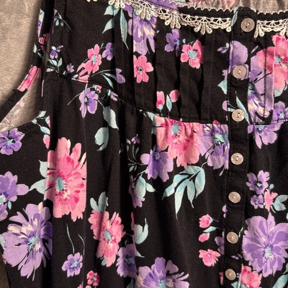 Nightgown plus size 2X Aria Collection Floral Patterned excellent condition - Picture 3 of 5